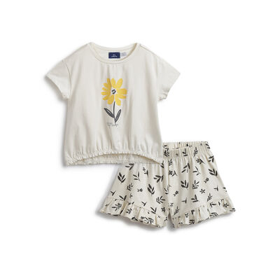 Girls Light Natural T-shirt with Short Pants